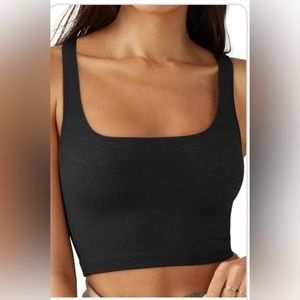 Black square neck bra